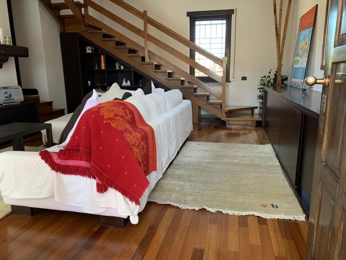 Near Como, Charming Apartment With Fireplace 그란다테 외부 사진