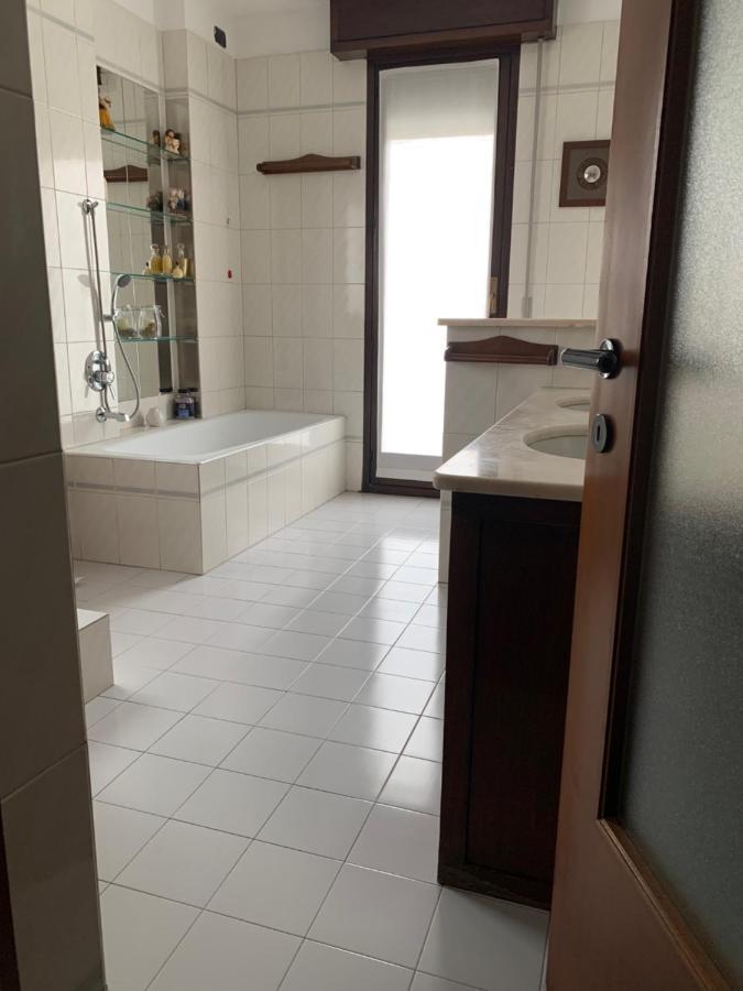 Near Como, Charming Apartment With Fireplace 그란다테 외부 사진