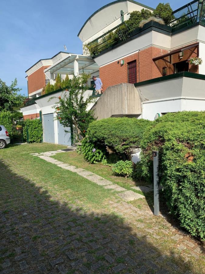 Near Como, Charming Apartment With Fireplace 그란다테 외부 사진